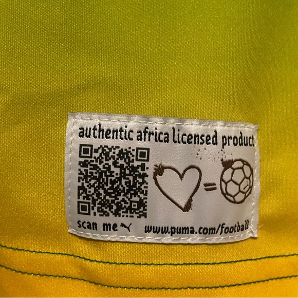 Vintage Puma Mens Small Green South Africa Mens Soccer Jersey - Picture 5 of 5